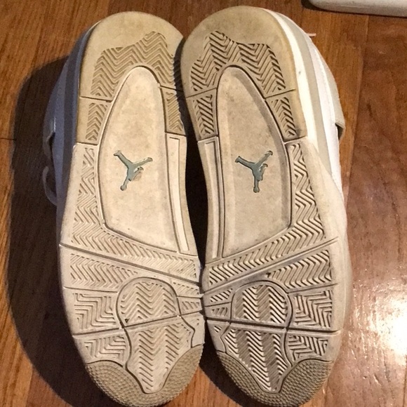 Jordan 4 Retro “Sand” size 9Y, womens 10.5; mens 9 - Picture 6 of 7